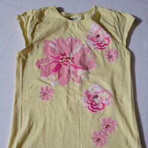 Crazy 8 Used L 10-12 Yellow Pink floral summer Used top. Located A23